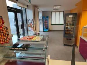 Fonds et murs commerciaux a vendre Charbonnières-les-Varennes 63410 Puy-de-Dôme 63 106000 euros 13352/452 001