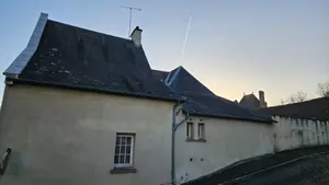 Immeuble de rapport a vendre La Suze-sur-Sarthe 72210 Sarthe 72 180 m2 5 pièces 110000 euros HB-1806 001