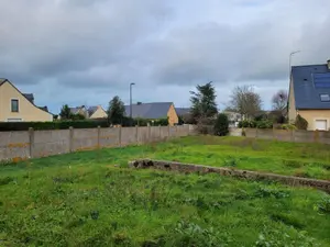 Terrain a batir a vendre Pleurtuit 35730 Ille-et-Vilaine 35 167180 euros 303MO 001
