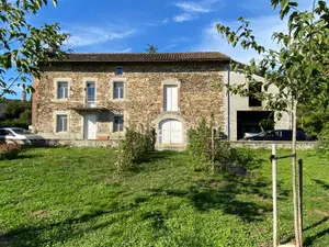 Maison a vendre Saint-Étienne-de-Maurs 15600 Cantal 15 109 m2 5 pièces 222600 euros 15061-40 001