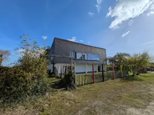Fonds et murs commerciaux a vendre Clohars-Carnoët 29360 Finistère 29 1500 m2 498720 euros 29114-143 001