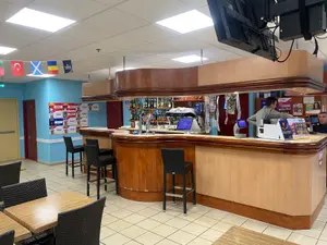 Location fonds et murs commerciaux Mâcon 71000 Saône-et-Loire 71 119 m2 1920 euros MU 61 BIS 001