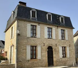 Maison a vendre Gourdon 46300 Lot 46 170 m2 7 pièces 199000 euros 46041/451 001
