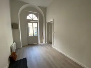 Location divers Rennes 35000 Ille-et-Vilaine 35 42 m2 1100 euros LG/109 001