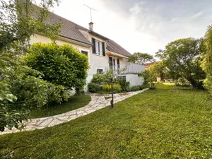 Maison a vendre Villeneuve-sur-Yonne 89500 Yonne 89 282 m2 9 pièces 289000 euros 89062-124 001