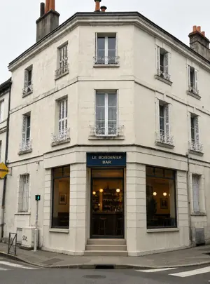 Fonds et murs commerciaux a vendre Tours 37000 Indre-et-Loire 37 83 m2 1 pièce 159000 euros 37049-145 001