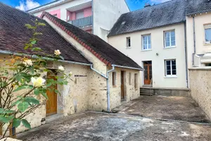 Maison a vendre Nogent-le-Rotrou 28400 Eure-et-Loir 28 102 m2 7 pièces 169600 euros 11247/283 001