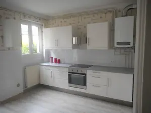 Location appartement Condé-en-Normandie 14110 Calvados 14 94 m2 5 pièces 531 euros 3702 001
