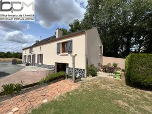 Maison a vendre Valanjou 49670 Maine-et-Loire 49 111 m2 255000 euros 49062/826 001