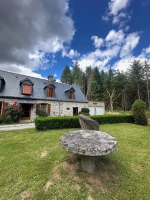 Location maison Saint-Pardoux-le-Neuf 19200 Corrèze 19 96 m2 4 pièces 865 euros 10817/263 001