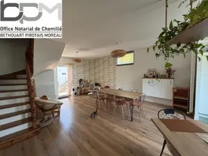 Maison a vendre Chemillé-en-Anjou 49120 Maine-et-Loire 49 90 m2 4 pièces 194000 euros 49062/828 001