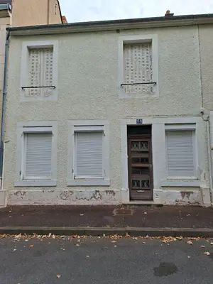 Maison a vendre Saint-Amand-Montrond 18200 Cher 18 98 m2 3 pièces 38000 euros 260125 001
