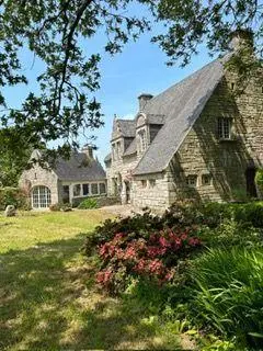 Propriete a vendre Locronan 29180 Finistère 29 163 m2 8 pièces 377280 euros 3303-30 001