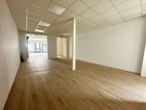 Fonds et murs commerciaux a vendre Saint-Malo 35400 Ille-et-Vilaine 35 114 m2 261000 euros 11747/585 001