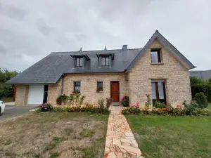Maison a vendre Val-d'Izé 35450 Ille-et-Vilaine 35 129 m2 6 pièces 301600 euros 35131-342 001