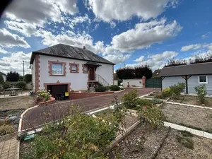 Viager maison Cour-Cheverny 41700 Loir-et-Cher 41 110 m2 6 pièces 70000 euros 001/2200 001