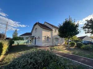 Maison a vendre Châteauroux 36000 Indre 36 110 m2 5 pièces 213200 euros JA/844 001