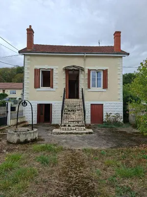 Maison a vendre Saint-Amand-Montrond 18200 Cher 18 56 m2 59000 euros 260143 001