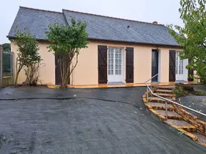 Location maison Azé 53200 Mayenne 53 73 m2 4 pièces 700 euros 12739/5 001