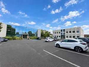 Fonds et murs commerciaux a vendre Mérignac 33700 Gironde 33 1237 m2 1463000 euros 33003/5 001