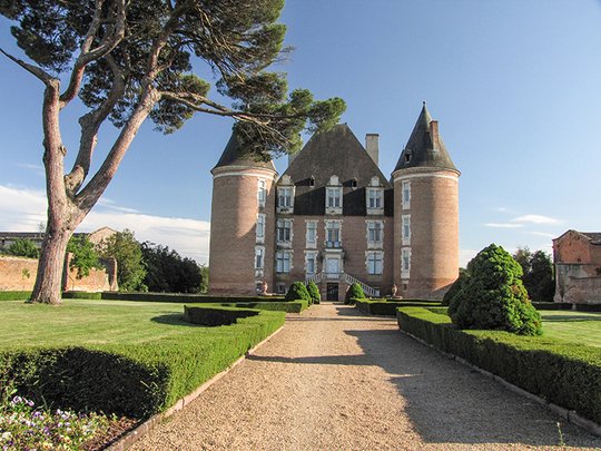 Saint-Élix La vie de château à portée de clic avec 36h immo