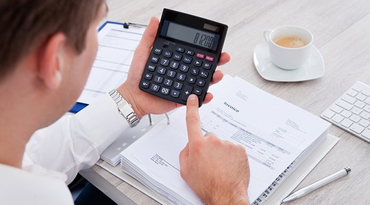 Regrouper ses crédits : est-ce une bonne option ?