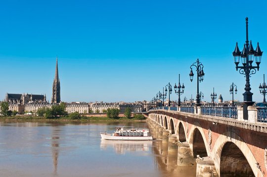 Immobilier à Bordeaux Quel logement pour 200 000 euros ?