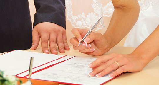 Trouvez le contrat de mariage qu'il vous faut