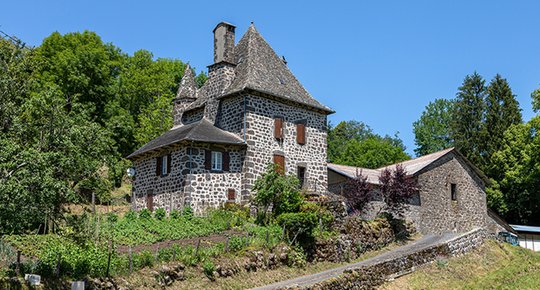 Au menu dans le Cantal L'habitat traditionnel
