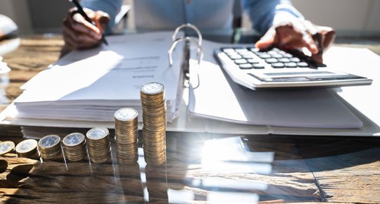 LE COMPTE EST BON ! 25 ans + 35 % = crédit accepté