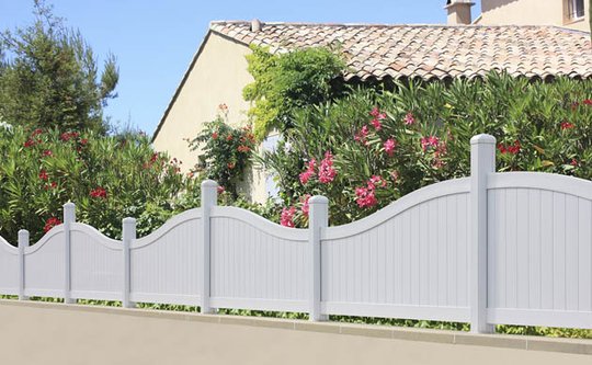 Clôturer son terrain : ce qu'il faut faire... et ne pas faire