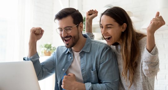 Vente aux enchères immobilières : interactive vs classique