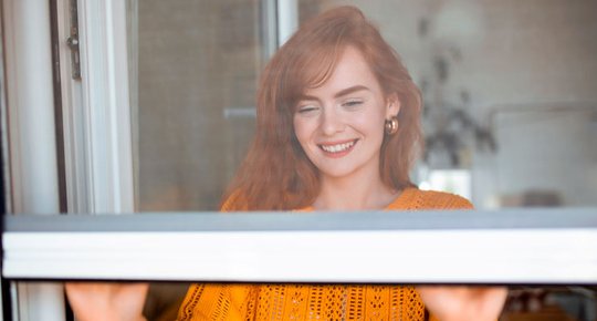 Installer une moustiquaire : quelles autorisations et quelles solutions ?