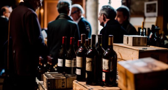Vins aux enchères : des ventes à déguster et à investir