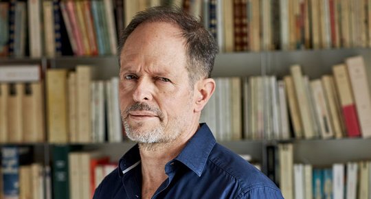 Bernard Minier : " H ", un thriller haletant aux frontières du cinéma d'horreur